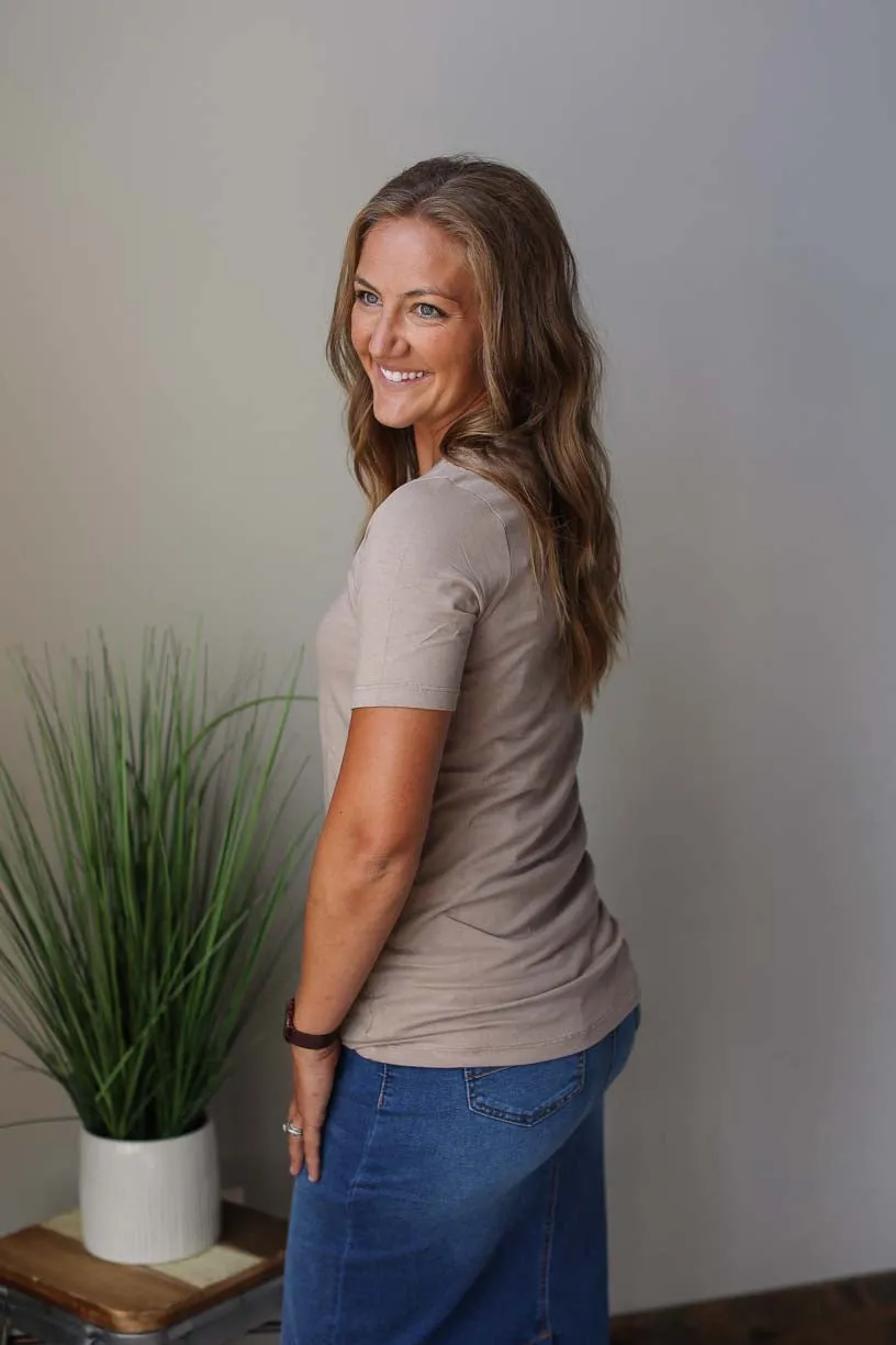 Ash Mocha V-Neck Short Sleeve Top, XL