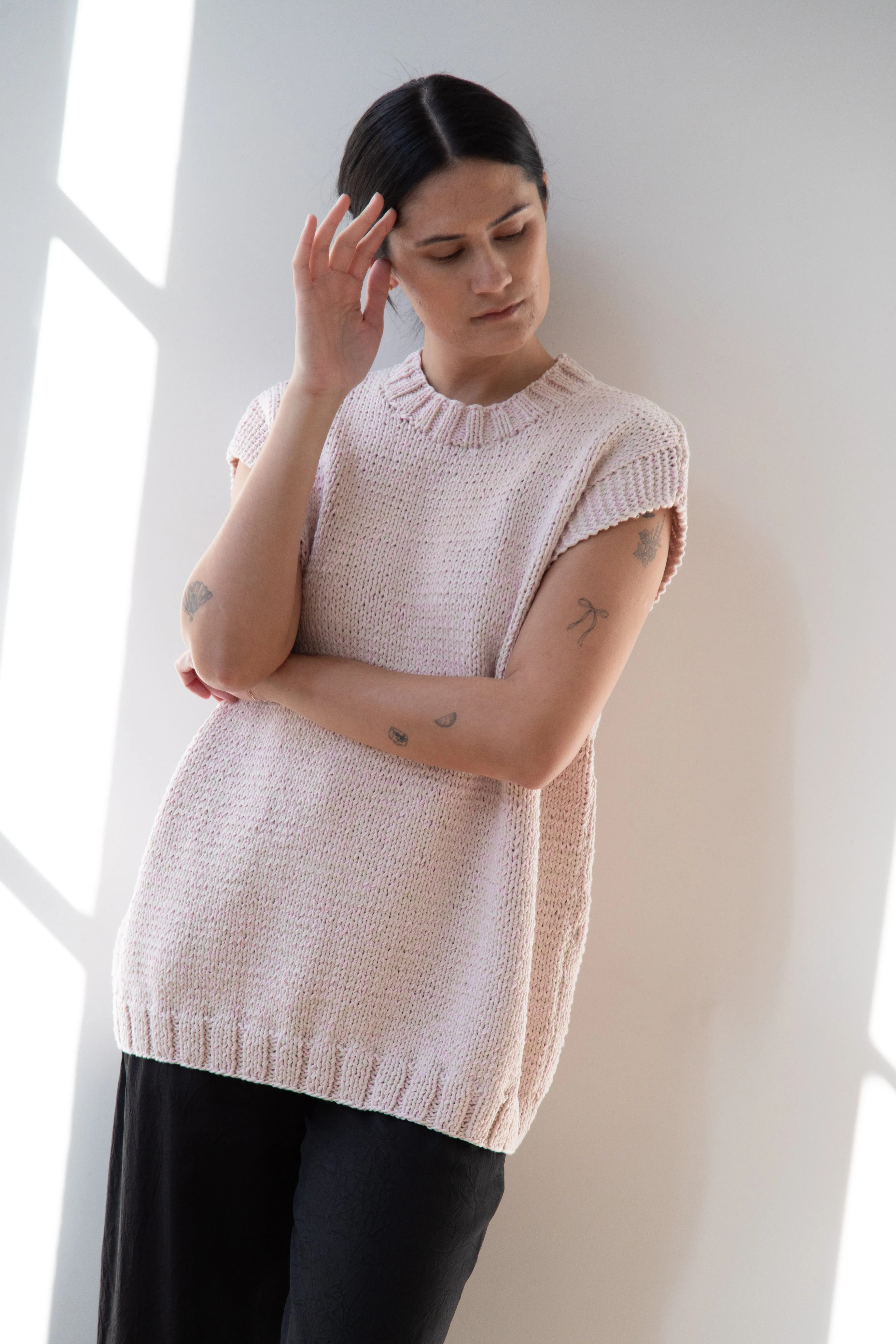 Casey Casey | Sleeveless Sweater in Pink
