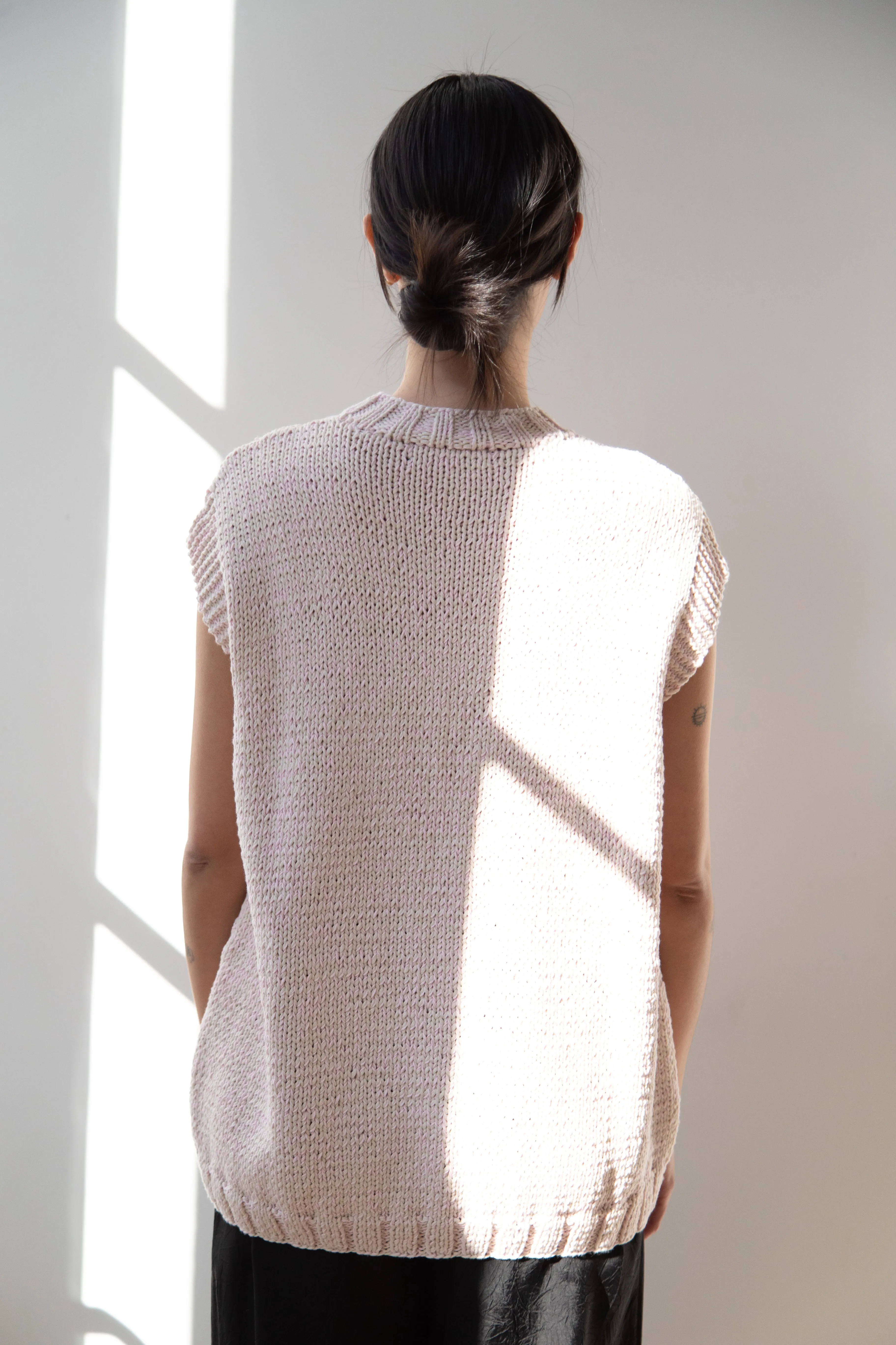 Casey Casey | Sleeveless Sweater in Pink
