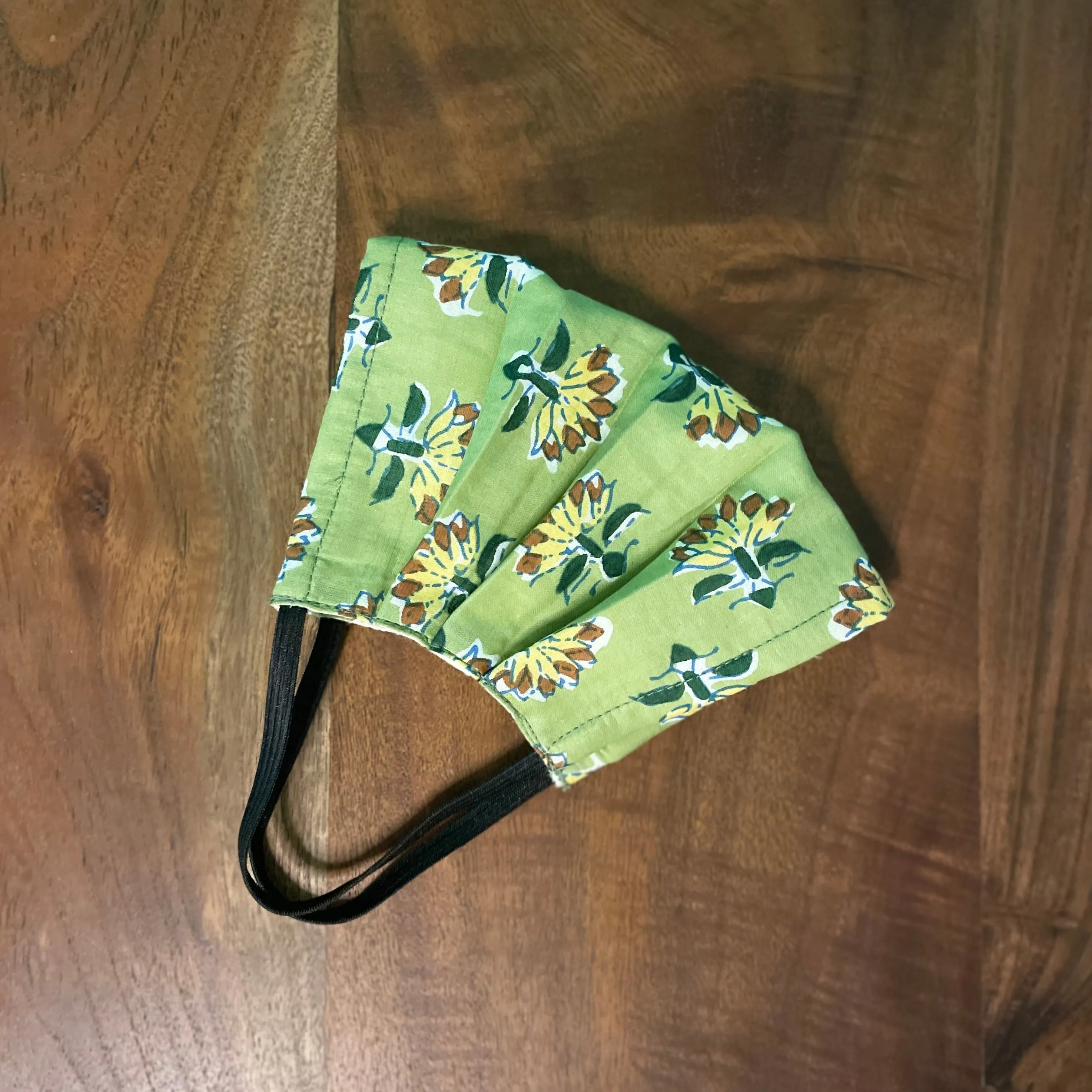 Elastic Mask: Three Layered