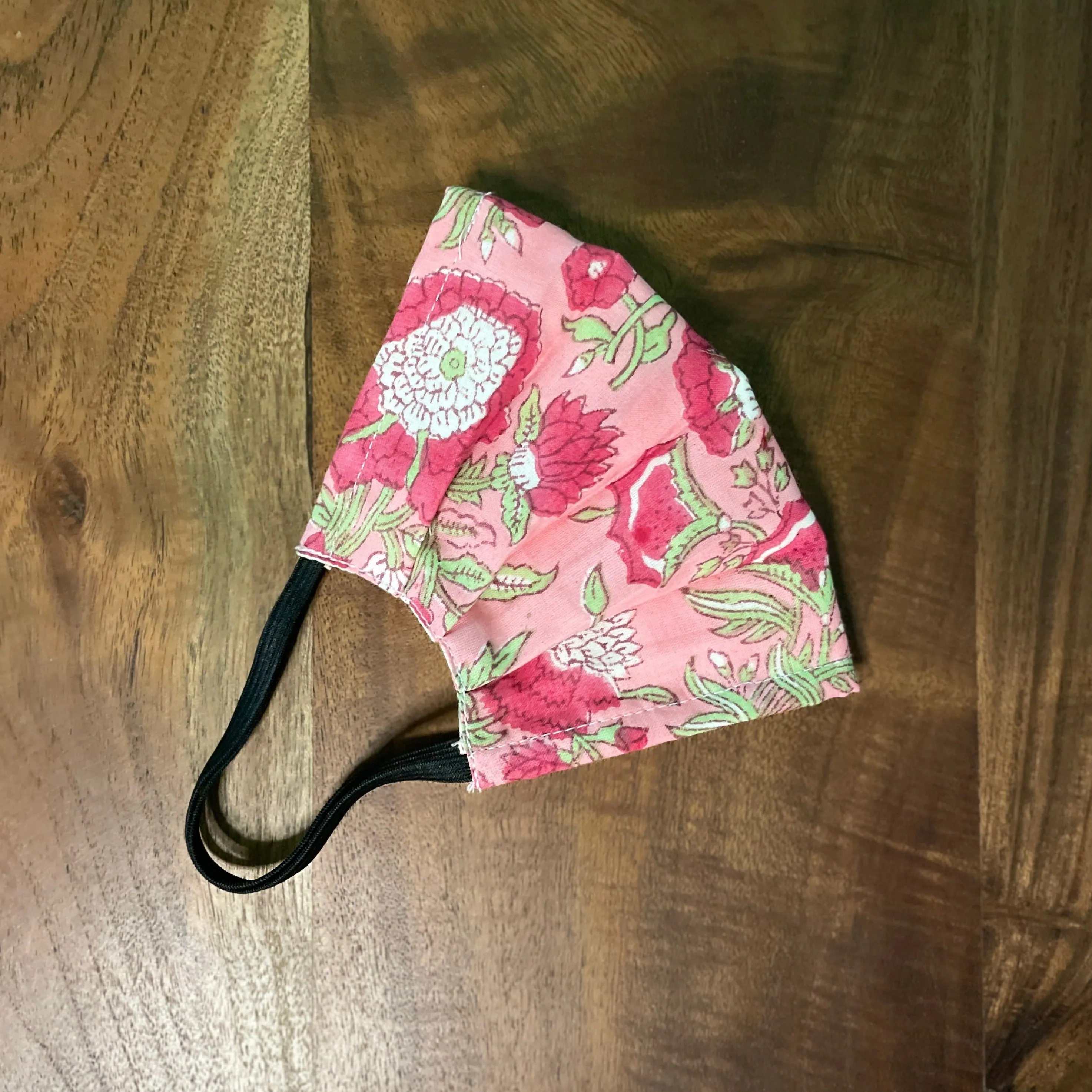 Elastic Mask: Three Layered