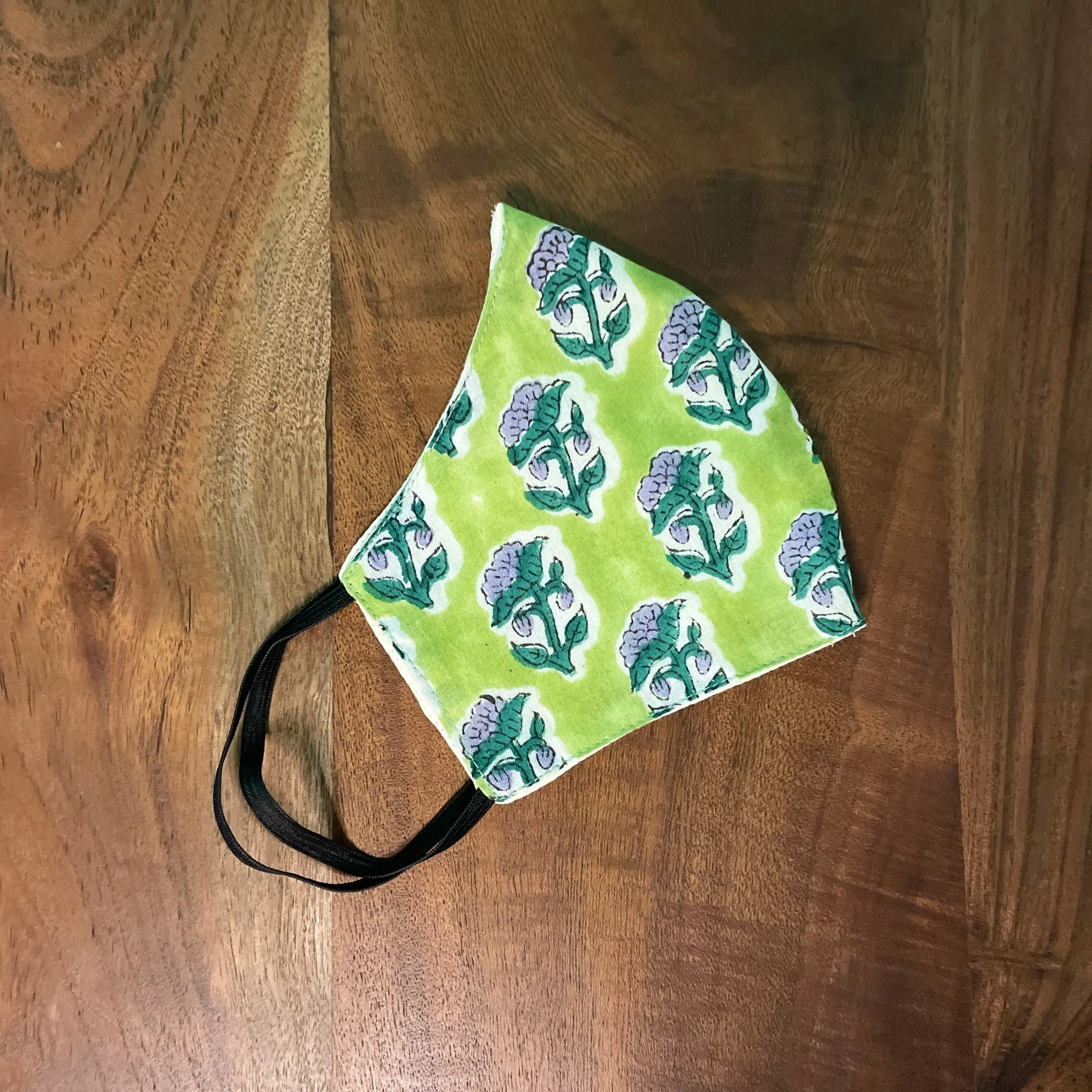 Elastic Mask: Three Layered