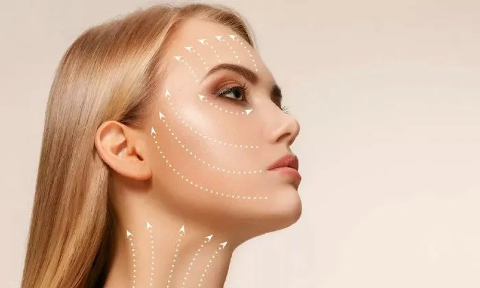 Facial Contouring Session at Mystique Beauty