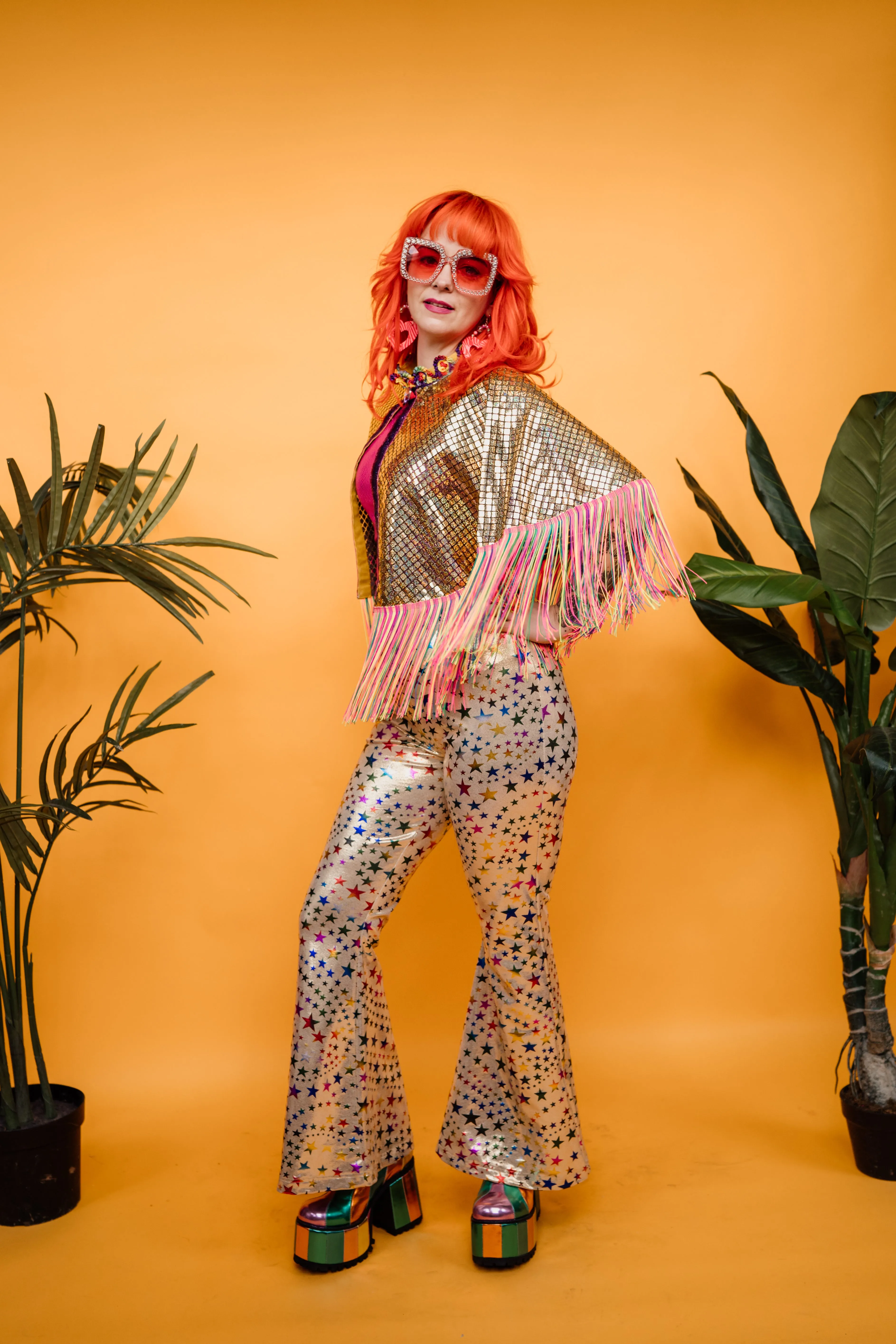 Holographic Party Cape in Gold