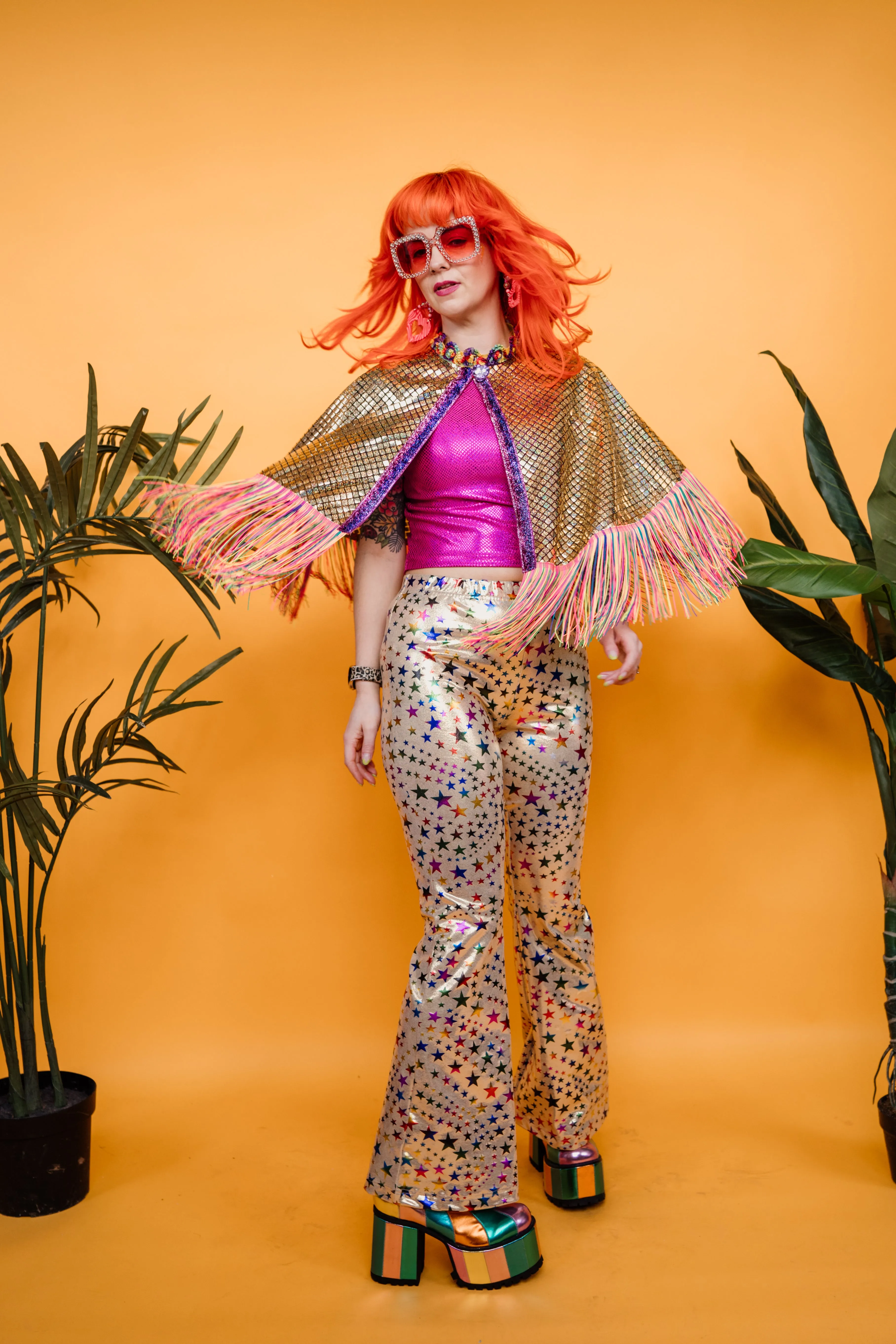 Holographic Party Cape in Gold