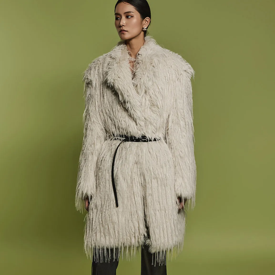 J2497 Faux Fur Coat