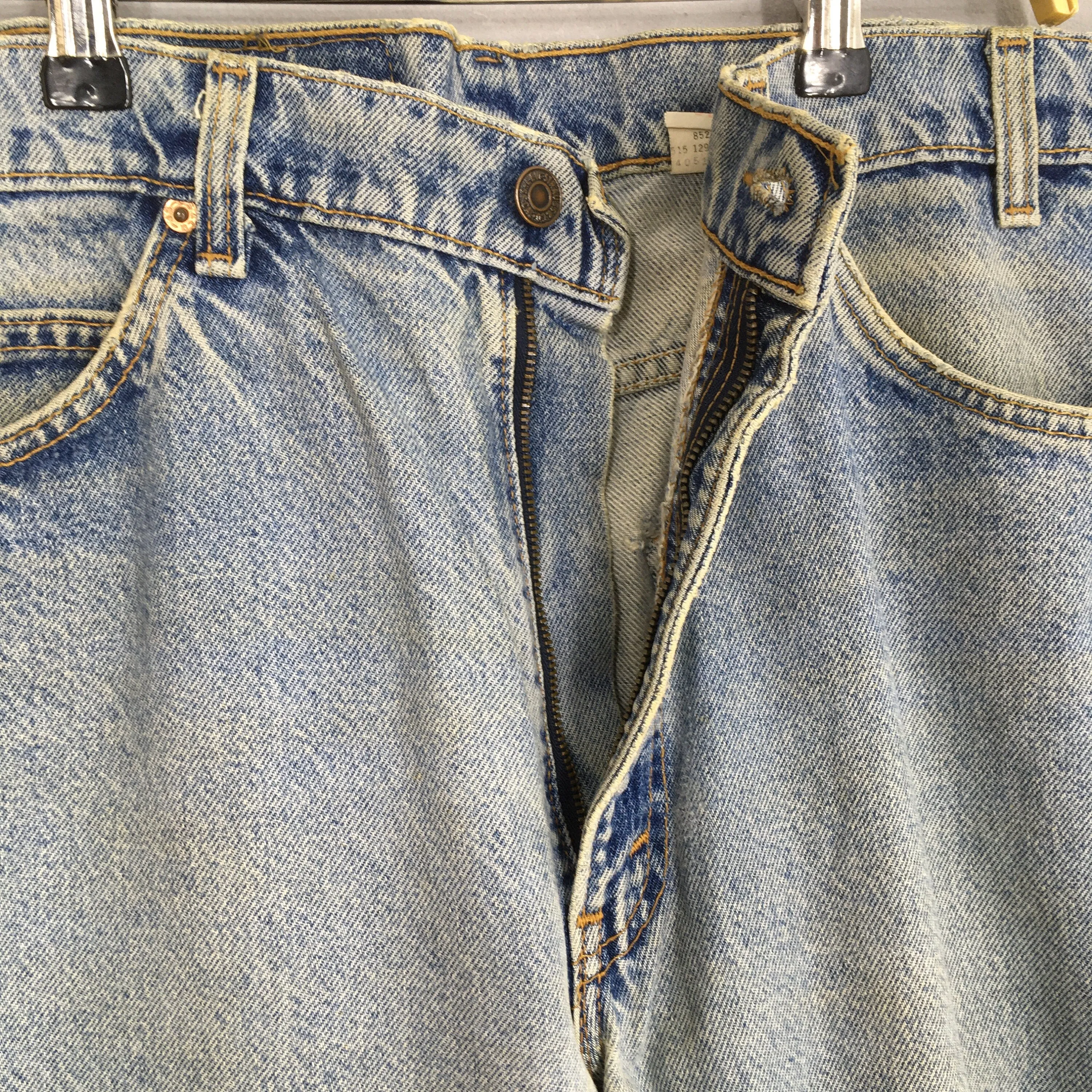 Levi's 517 Bootcut Bell Bottom Stonewash Jeans Size 35x28