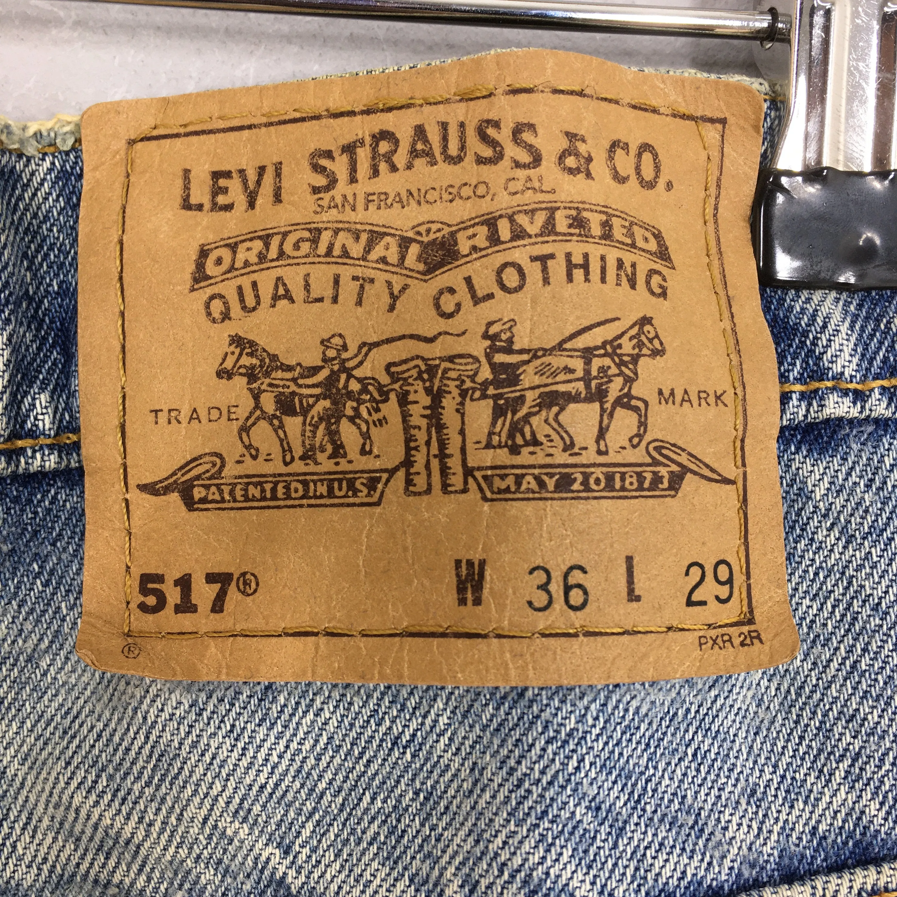 Levi's 517 Bootcut Bell Bottom Stonewash Jeans Size 35x28