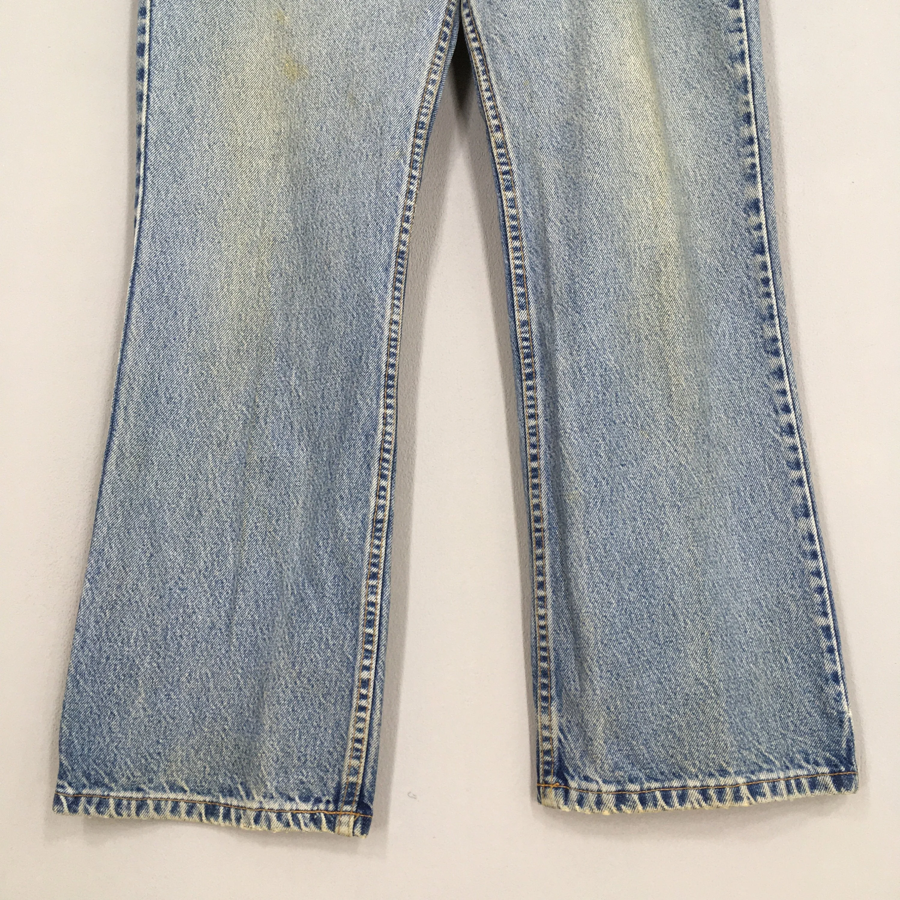 Levi's 517 Bootcut Bell Bottom Stonewash Jeans Size 35x28