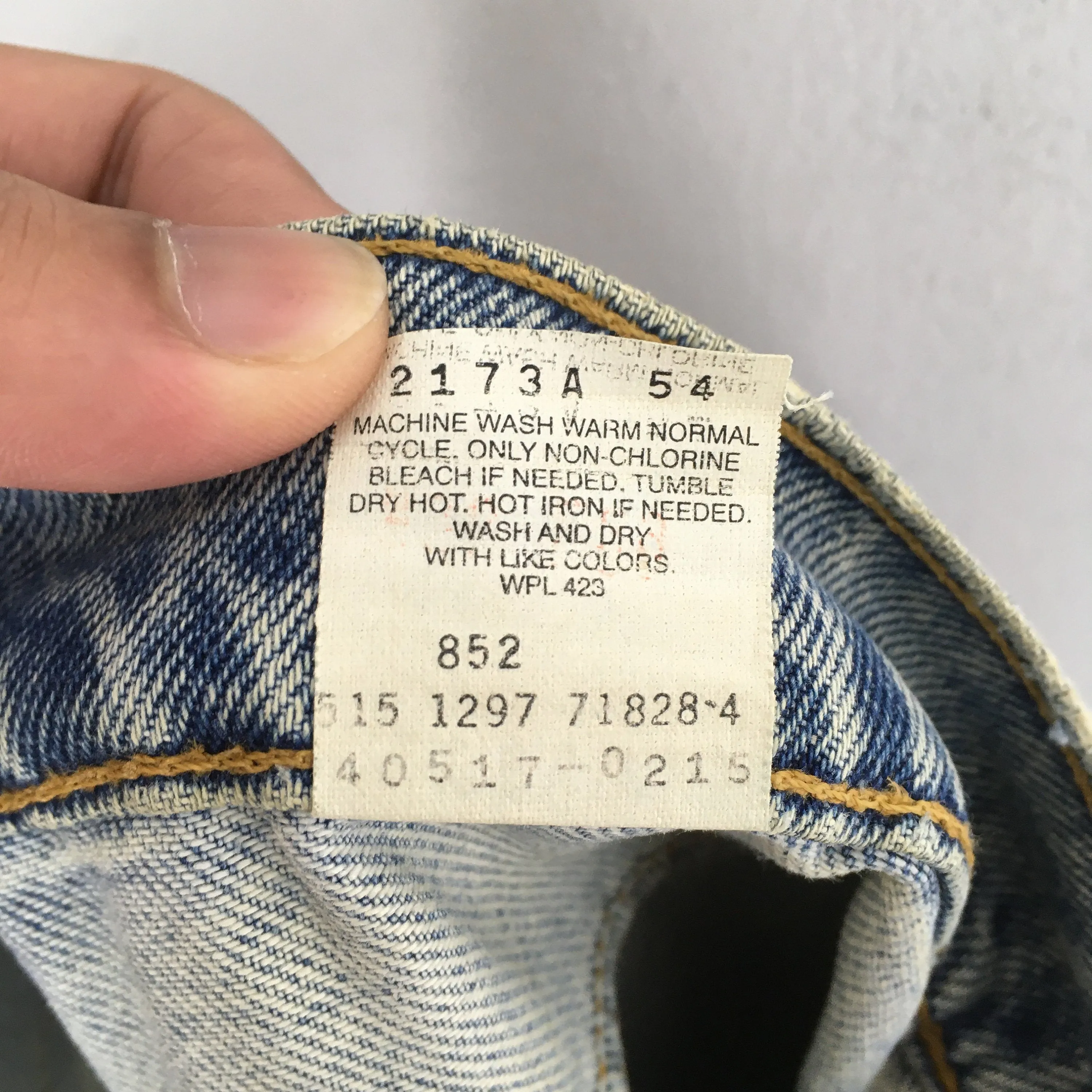 Levi's 517 Bootcut Bell Bottom Stonewash Jeans Size 35x28