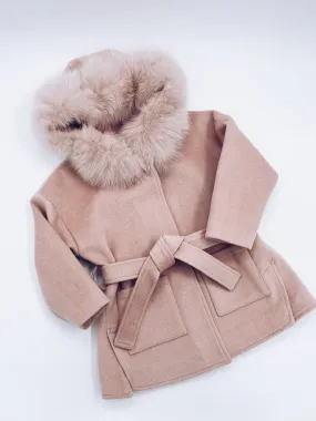 MI LOVES SIGNATURE Luxurious wool kids coat with Fox fur trim in Cappuccino/Dusty pink colour.