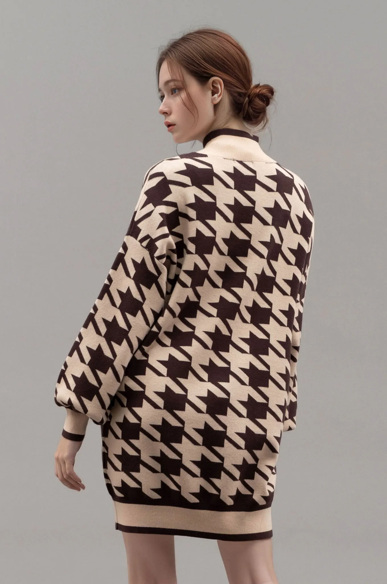 MOCK NECK HOUNDSTOOTH SWEATER DRESS