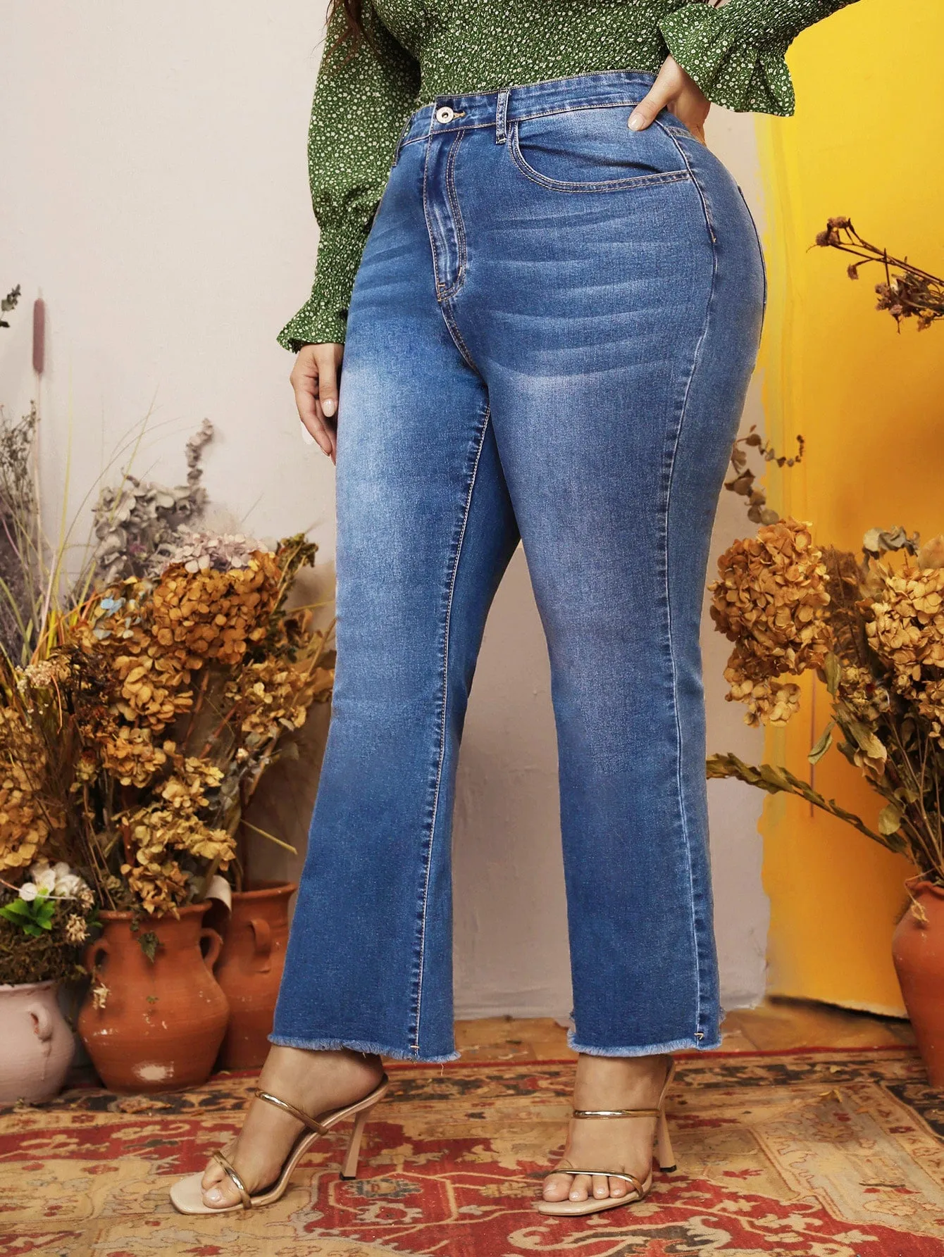 Plain Raw Hem High Waist Long Plus Size Jeans