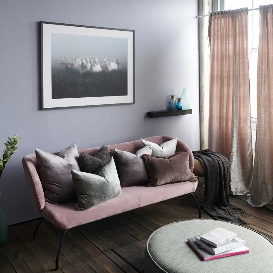 Precious Velvet Cushion - Amethyst