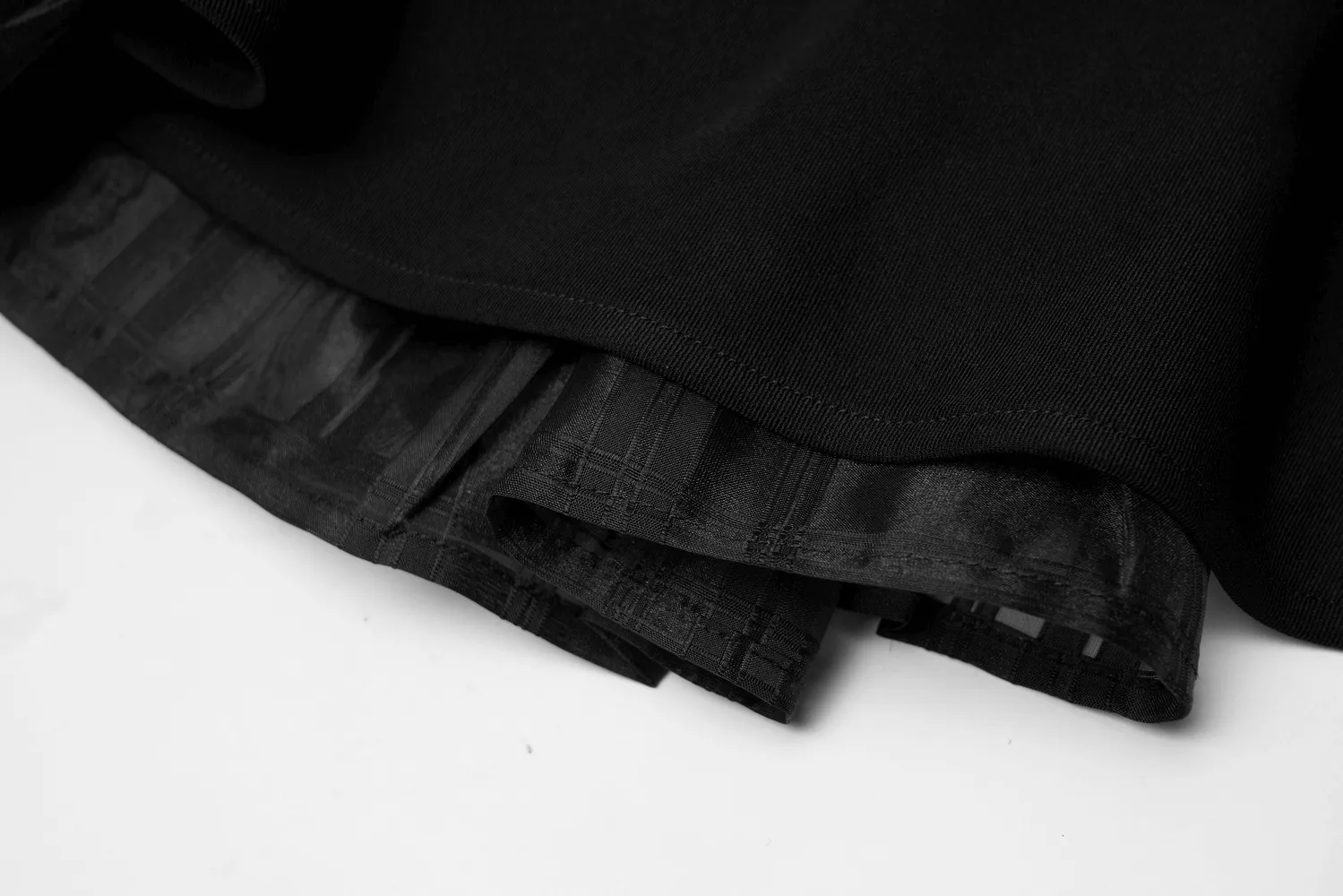 Punk Style High Waist Layered Skirt with Buckle