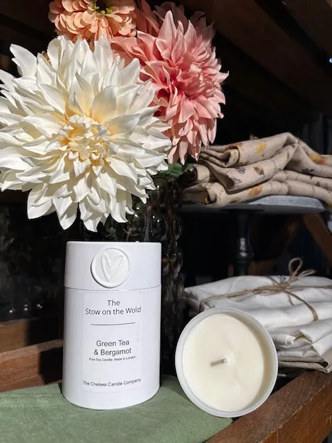 The Stow On The Wold Candle - Green Tea & Freesia