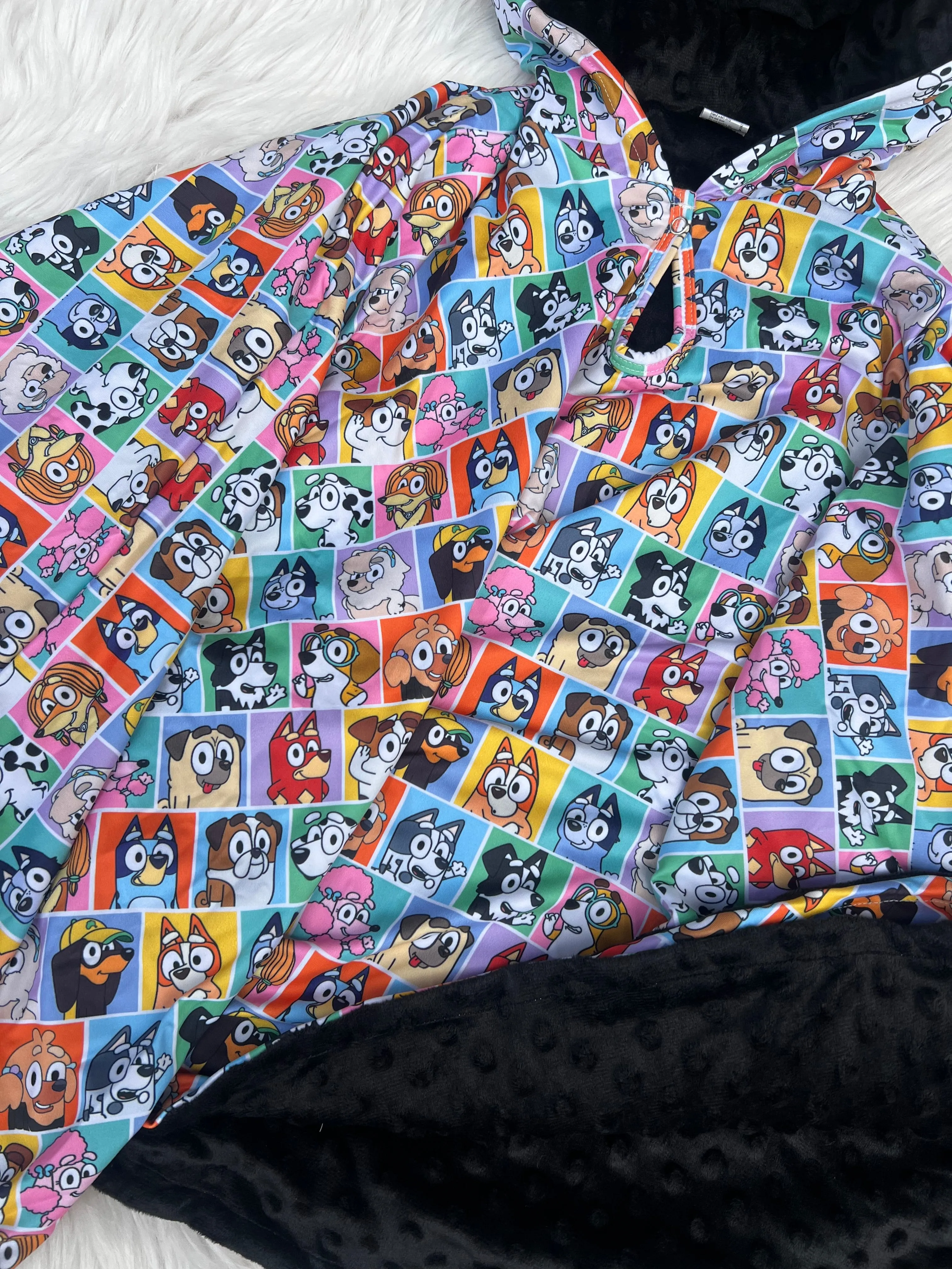 TV Dog Poncho