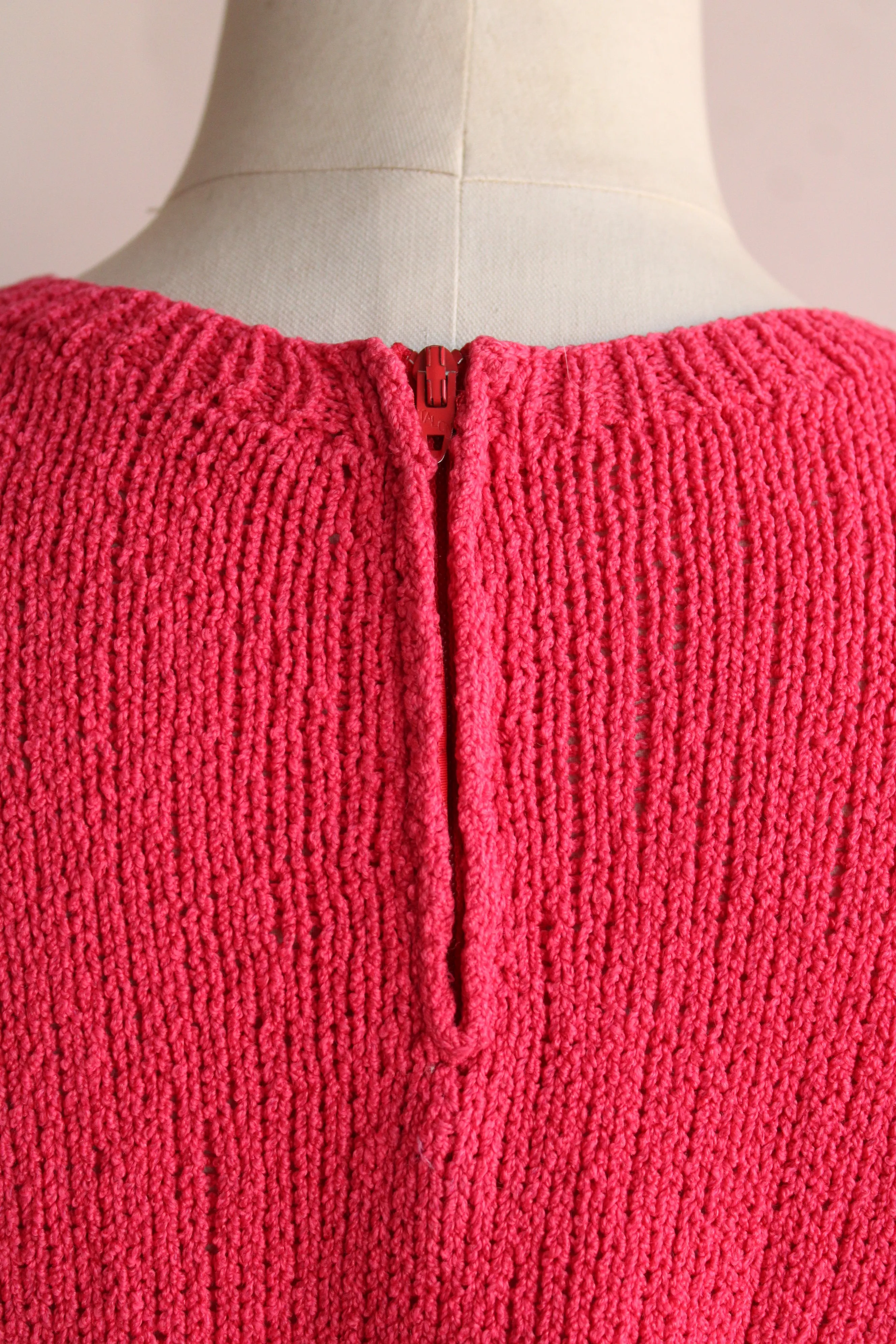 Vintage Late 1940s Fuchsia Knit Dress