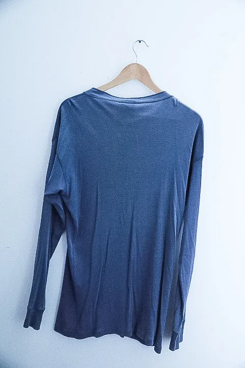 Vintage Levi's three button mens blue long sleeve tees L