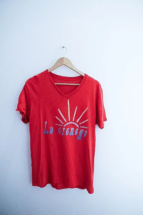 Vintage red Gap graphics small tees