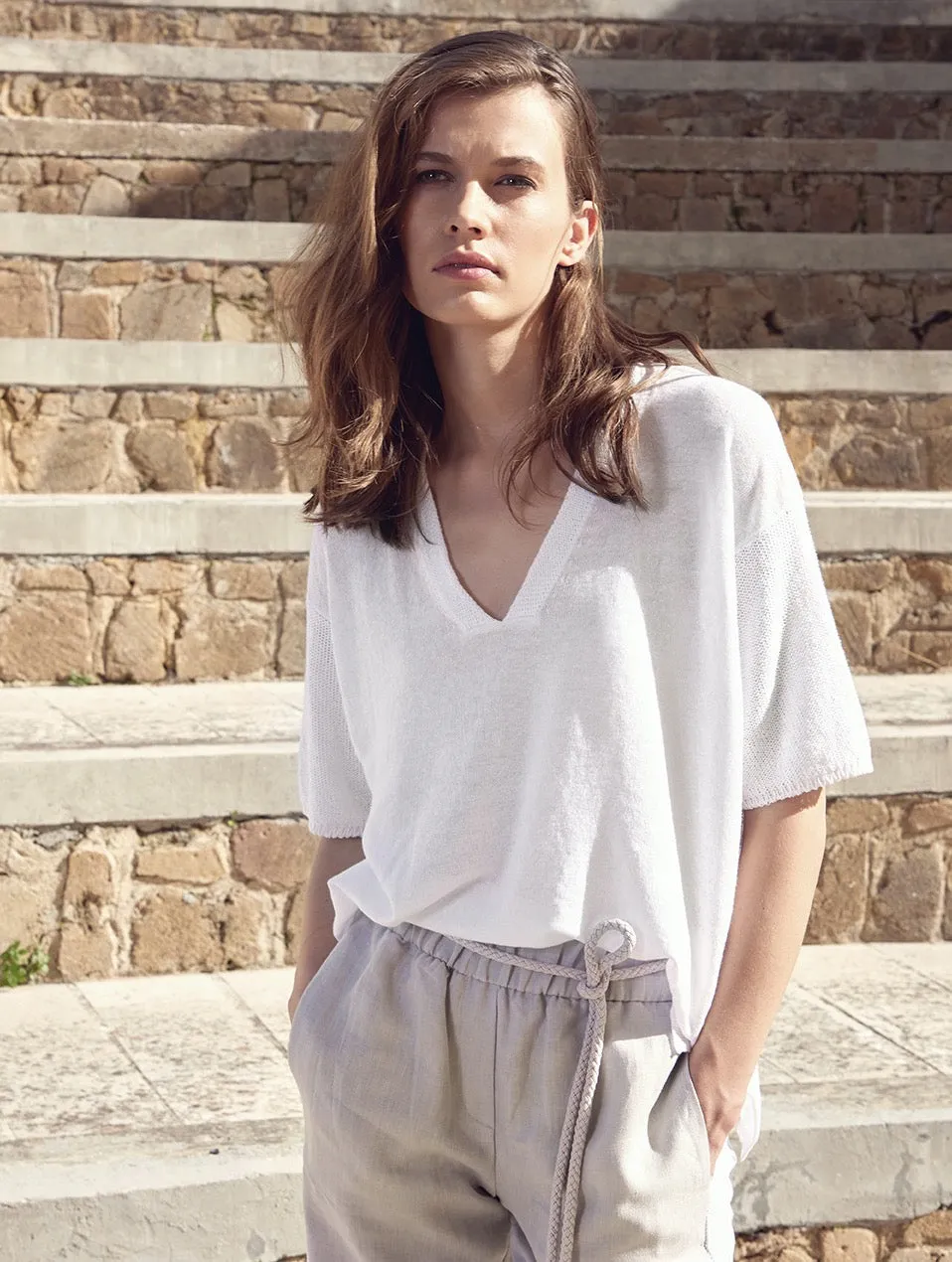White Pullover